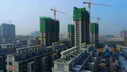 丹河藍(lán)灣項(xiàng)目建設(shè)穩(wěn)步推進(jìn)，多棟住宅樓陸續(xù)封頂